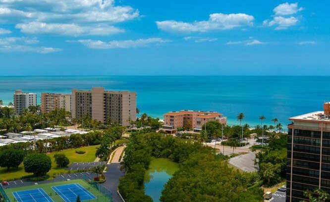 Bonita Springs House | Tracy's Sea Isles Condo