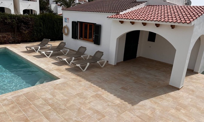 Cala Blanca House | Traditional holidayhouse in a prime location of Cala Blanca/Ciutadella with pool