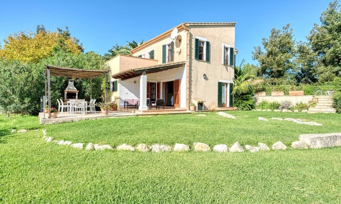 Alcudia Villa | Traditional country house, very quiet, just 5 km from Alcudia beach