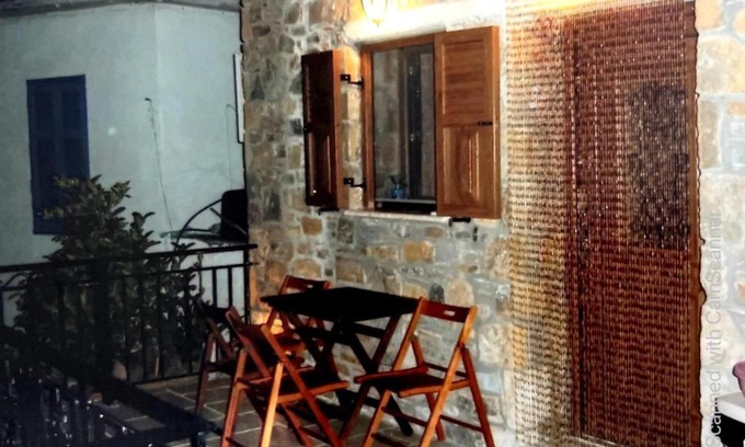 Myrina House | traditional house in Androni