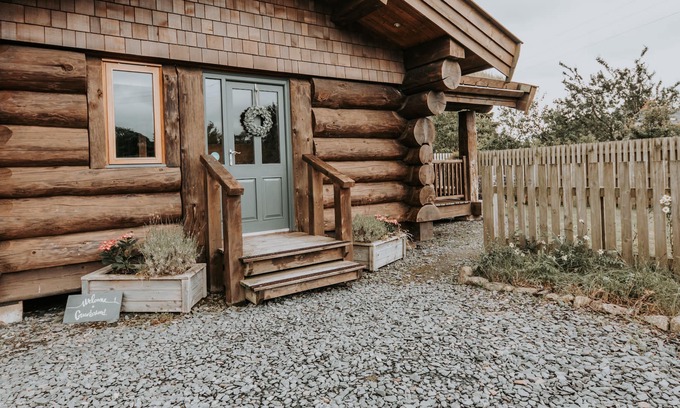 Ulverston Cabin | Traditional Log Cabin Stunning Rural Views And Tranquillity