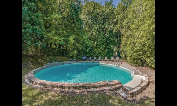 Centofinestre Villa | Traditional Villa in Filottrano with Swimming Pool