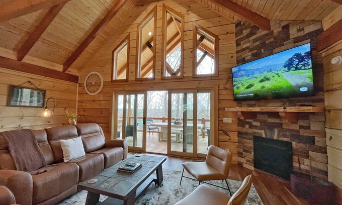 Rogers Cabin | Trail Run Inn | RRG | Gorgeous Views