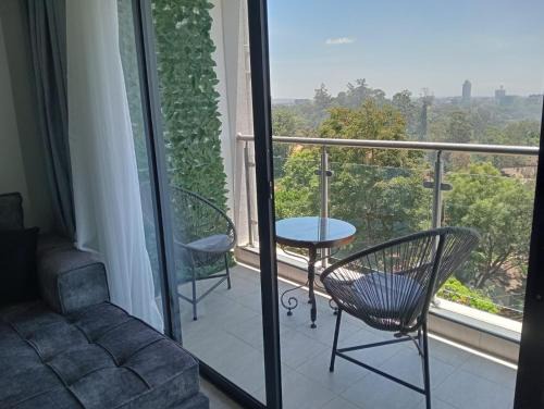 Kileleshwa Apartment | Tranquil 7th floor Apartment near Art Caffe Market