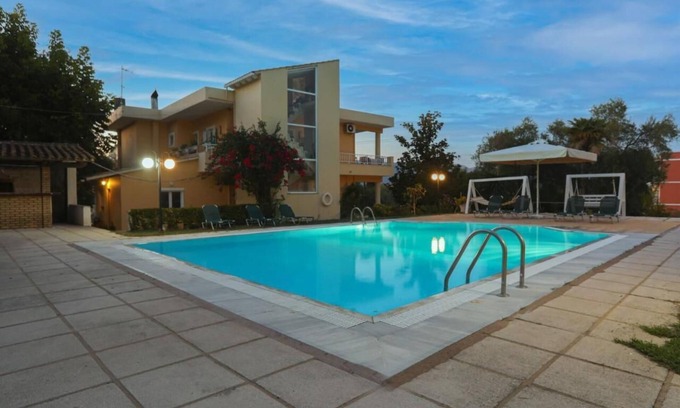 Gouvia Apartment | Tranquil apartments Corfu maisonette 1