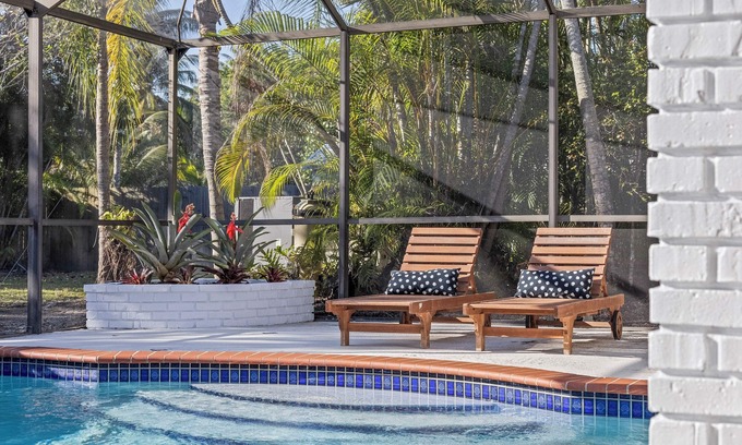 Pinecrest House | Tranquil Heirloom Hideaway, Pool in South Miami