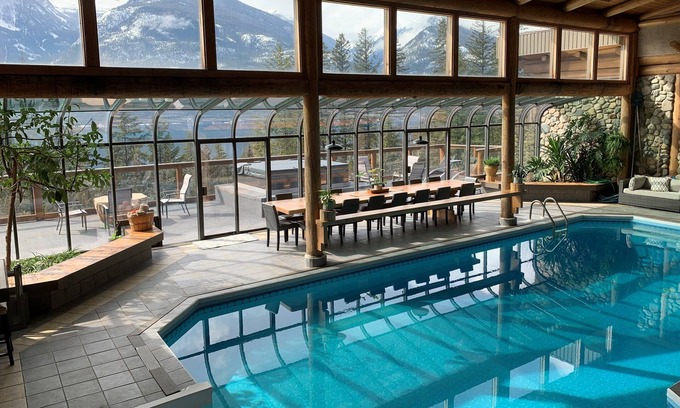 New Denver Cabin | Tranquil Mountain Lodge – Relax, Unwind & Reconnect