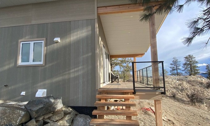 Okanagan-Similkameen Cabin | Tranquil private getaway at this cabin on 3 acres on Anarchist mtn.