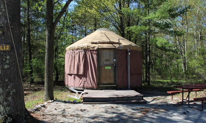 Sturgeon Bay Resort | Tranquil Timbers Yurt 3