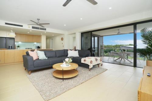 Darwin City Centre Apartment | Tranquil Waterfront Lagoon Views BBQ & Cafes