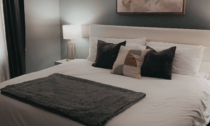 Bath Beach Apartment | Tranquil Zen 2 Bedroom in heart of brooklyn