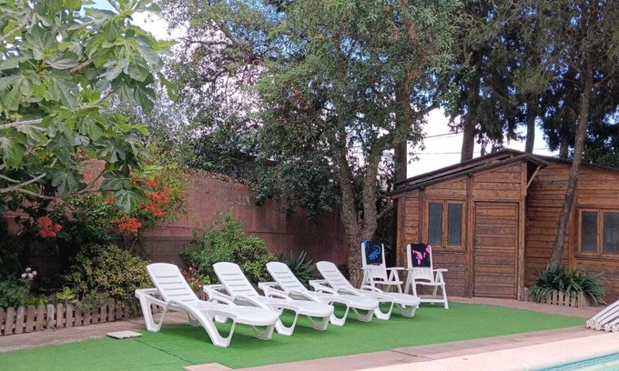 San Ambrosio Ski Chalet | Tranquila Casa de Campo Cerca de Vejer de la Fra, Conil y de la Playa del Palmar