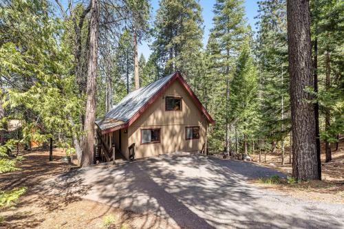 Arnold House | Tranquility in the Woods