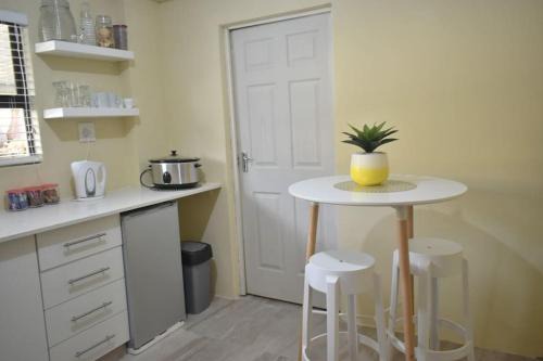 Pinetown Apartment | Tranqulity In Sarnia