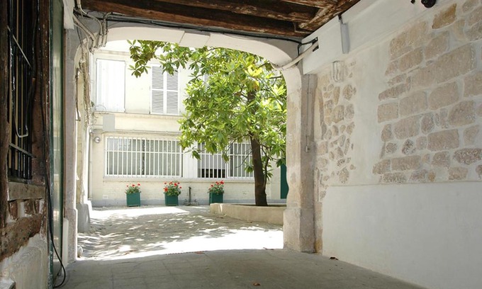 3rd Arrondissement Apartment | Transparent Marais