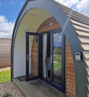 Newquay Apartment | Travellers Rest Glamping Pods & Shepherds Hut