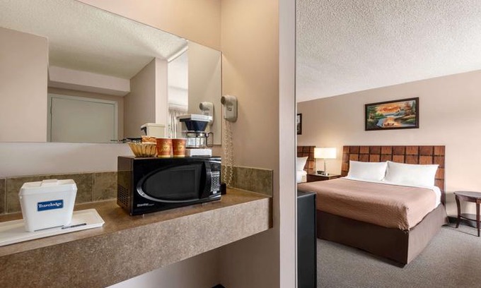 Swift Current Hotel | Travelodge by Wyndham Swift Current