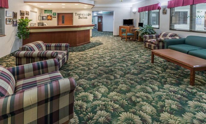 Newberg Hotel | Travelodge Suites by Wyndham Newberg