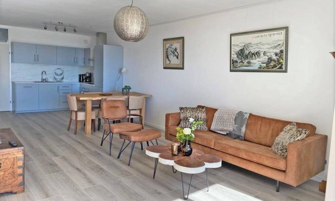 Municipality of Hilversum House | | Travl.is Expats | NL # Hilversum Trendy Base
