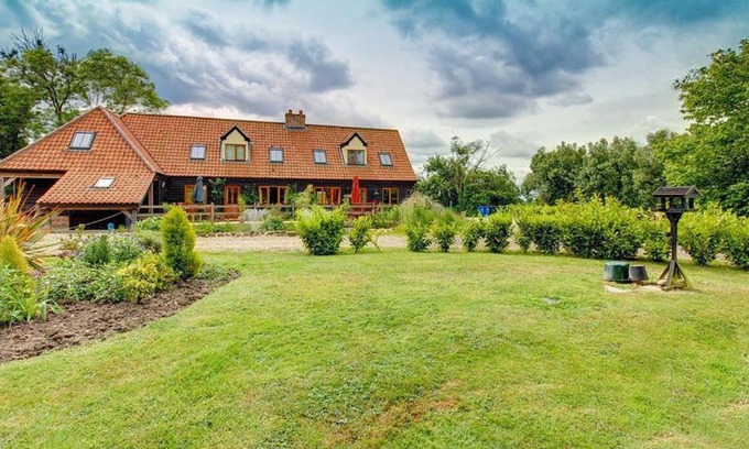Bungay House | Tree Tops