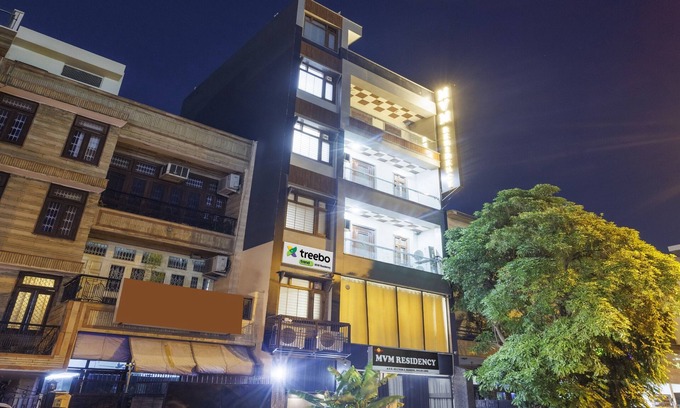 Sector 15 Hotel | Treebo MVM Residency