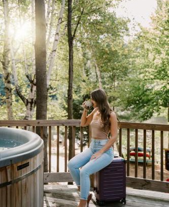 Belgrade House | Treehouse Duo Lakefront 2 Private Hot Tubs