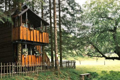 Sarsoni Other | Treehouse KUPARI Nacionalni park Risnjak