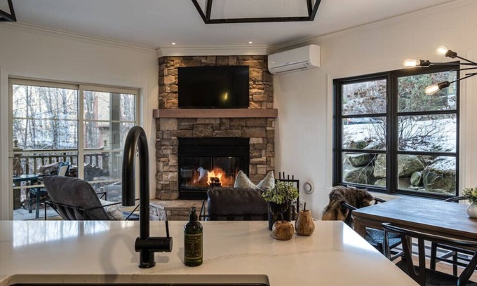 Mont-Tremblant Condo | Tremblant Prestige - Plateau 228-3