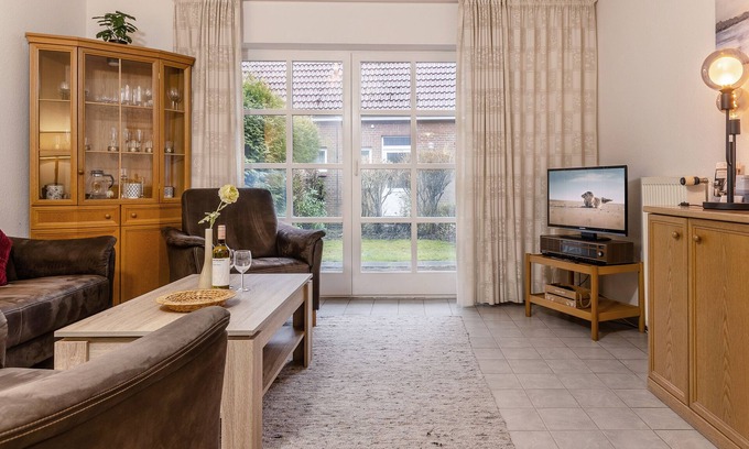 Carolinensiel House | Trendy and comfortable: The approx.