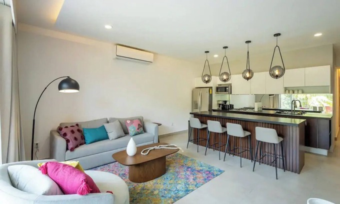 Puerto Vallarta Apartment | Trendy apartment in Versailles