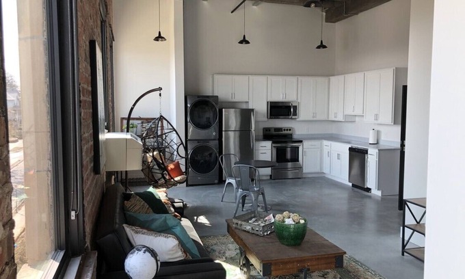 Southeast Omaha Apartment | Trendy Apt 1.6 mi to CWS! W/D, WiFi, can sleep 4, can squeeze in more! Pets OK