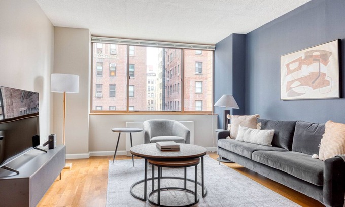 Upper West Side Apartment | Trendy UWS 1BR w/Gym, Doorman & Elevator, nr Central Park, by Blueground