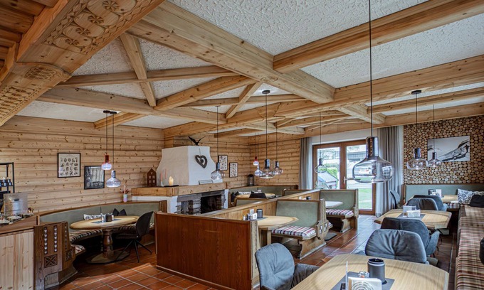 Kaprun Cottage | Triple room with shower or bath Bathroom, toilet - Eschenhof, guesthouse