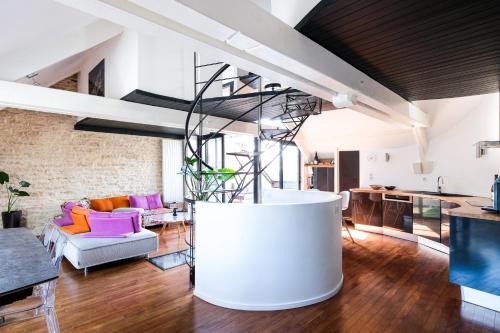 Beaune Apartment | Triplex de Charme : Terrasse/Vue Panoramique