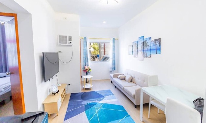 Lapu-Lapu Condo | Tropical 2BR with pool Pets OK and Walk to near famous beach spot in mactan