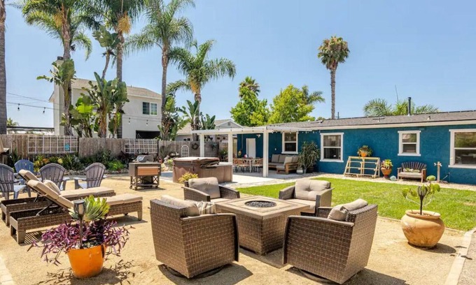 Clairemont Mesa West House | Tropical Desert Oasis w/BBQ, Hot Tub, Fire Pit, and relaxing yard ambiance.