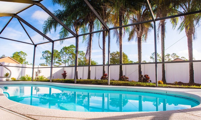 Lakeland House | Tropical Paradise - Private Heated Pool, Screened Lanai, No Cleaning Fee