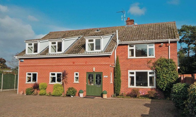 Walberswick House | Troy