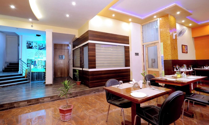 Gwalior Hotel | TRP VIVEK CONTINENTAL