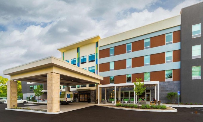 South Loop Hotel | Tru By Hilton Minneapolis Mall of America