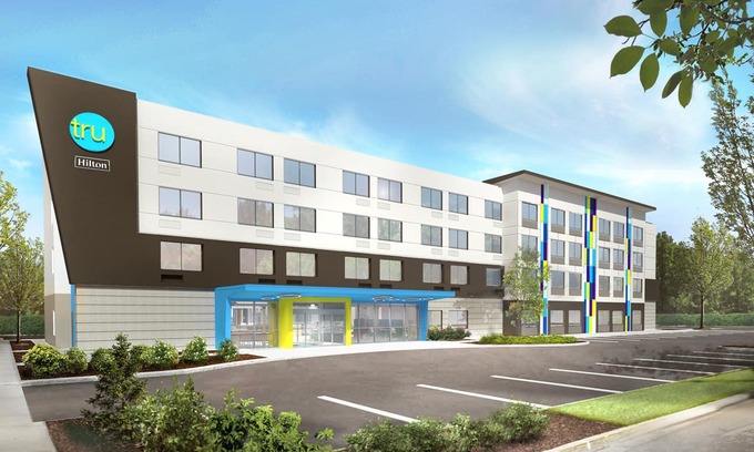 Savannah Hotel | Tru by Hilton Savannah Midtown GA