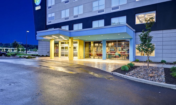 Camillus Hotel | Tru by Hilton Syracuse-Camillus