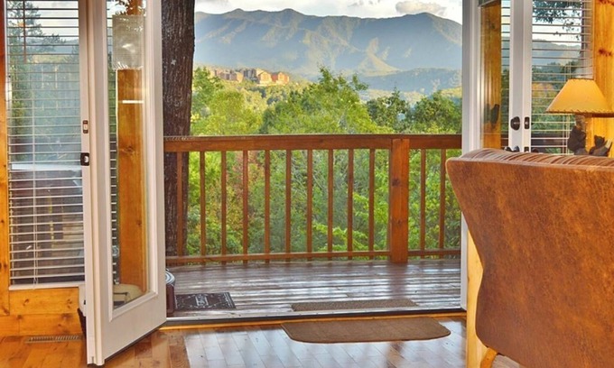 Gatlinburg - Pigeon Forge Cabin | True Log Cabin w/Beautiful Views! LED Hot Tub, WiFi, Picnic Pavilion, Grill Area