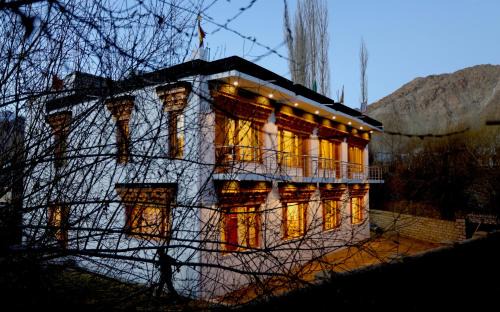 Leh House | Tsanavilla guest house