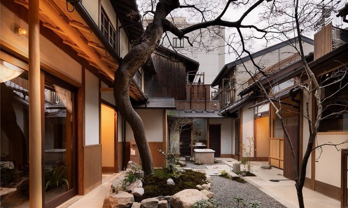 Karasuma Hotel | Tsumugi Matsubara Gokomachi