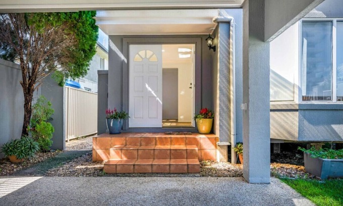 Labrador House | Tu Casa By The Beach - Family Friendly & Spacious