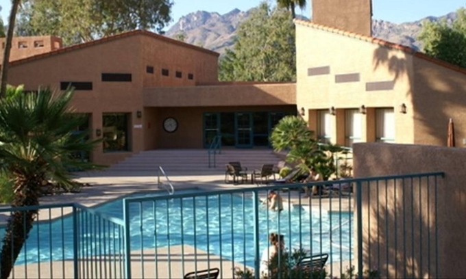Tucson Condo | Tucson Getaway with View for Hiking, Biking, Birding or Golf
