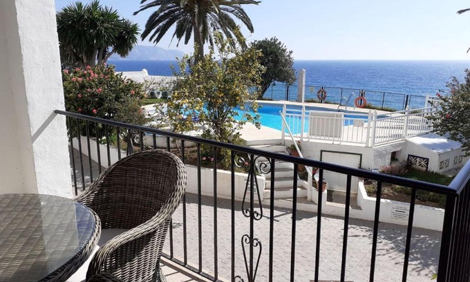 Nerja Apartment | TUHILLO 1i MENYBER
