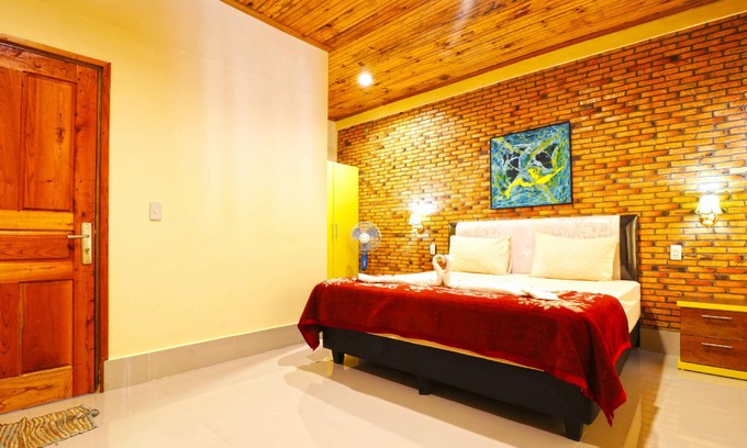 Ambarita Hotel | Tuk Tuk Timbul Bungalows
