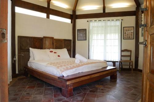 Malabag House | Tuny RestoFarm